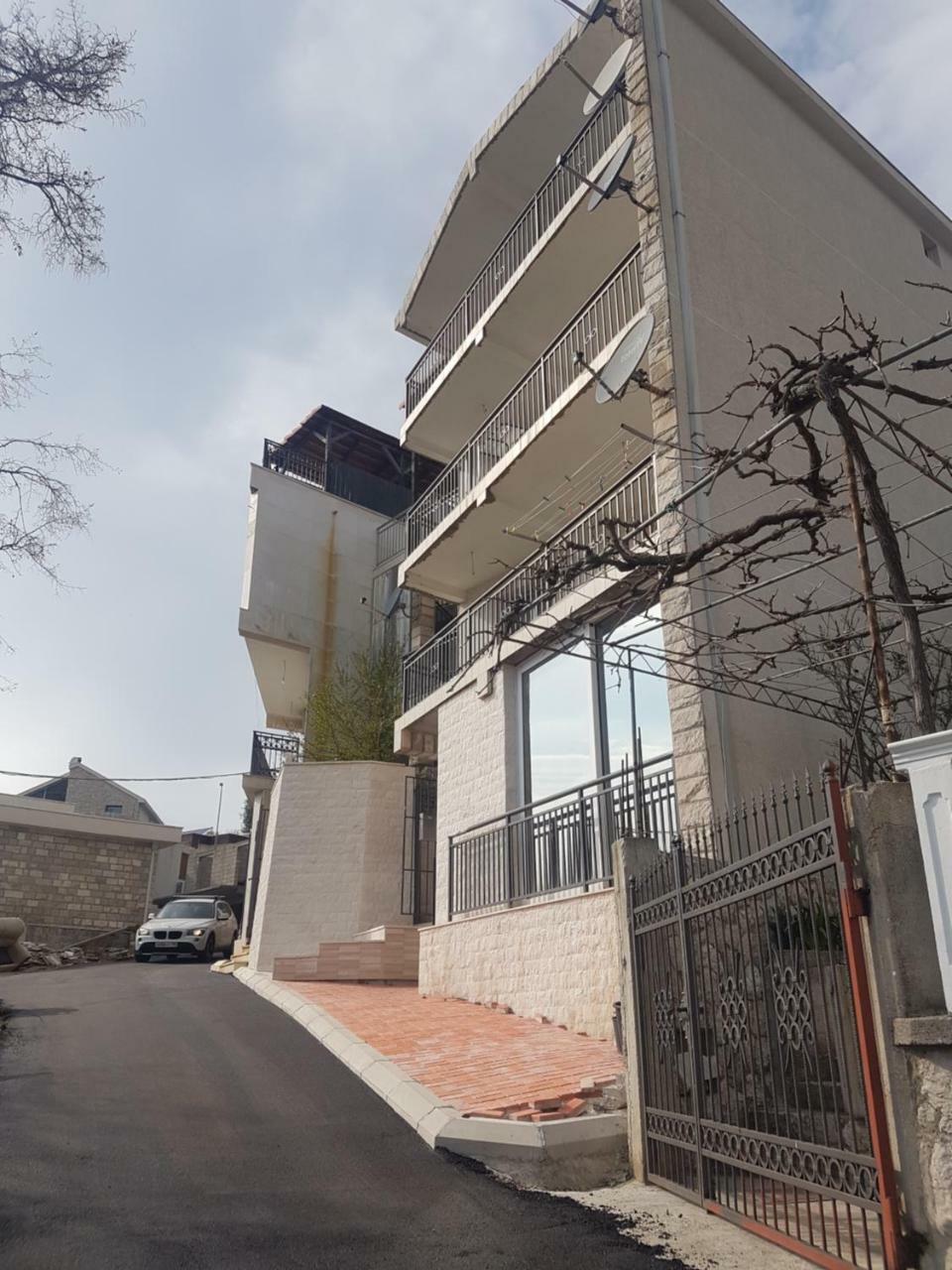 Vila Dijana Villa *